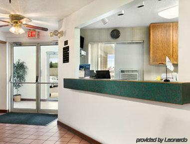 Howard Johnson By Wyndham West Fargo ภายนอก รูปภาพ