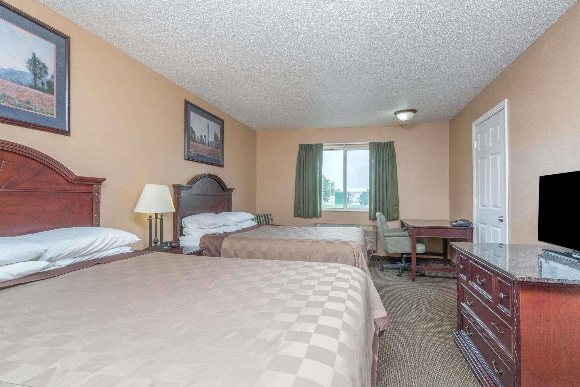 Howard Johnson By Wyndham West Fargo ภายนอก รูปภาพ